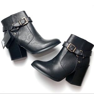 Black Ankle Boots 7.5, 3.5 inch heel